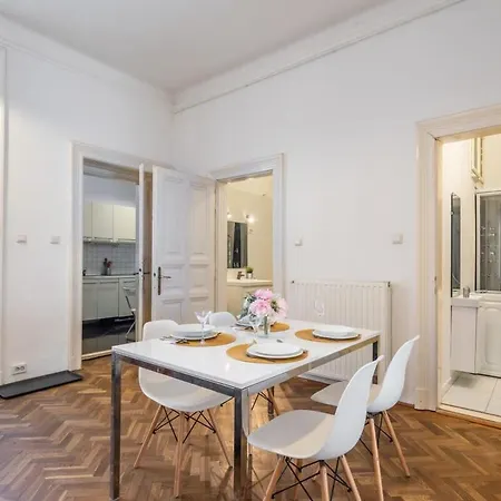 Apartamento Spacious Budapest