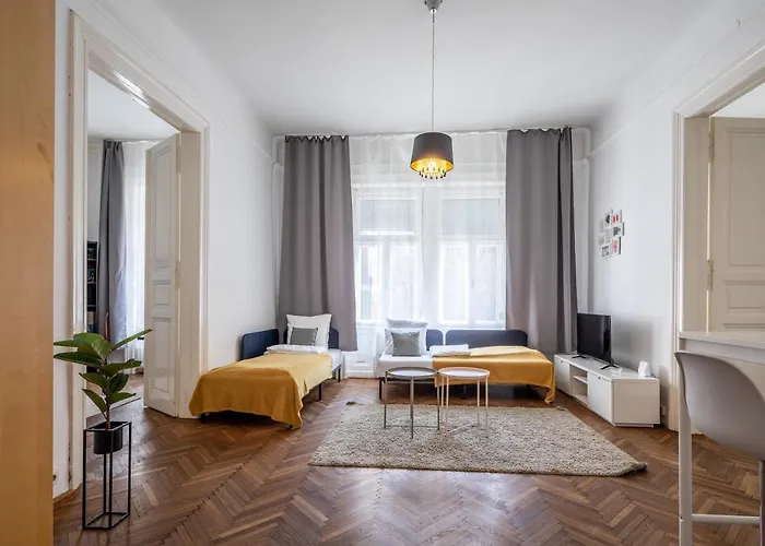 Spacious Апартаменты Будапешт