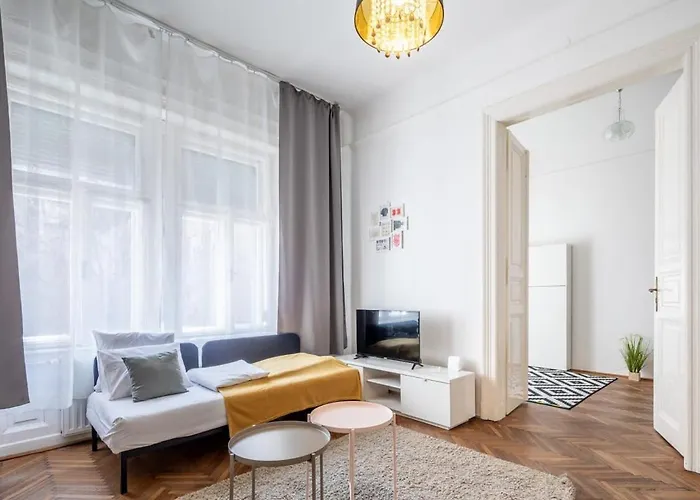 Spacious Apartament Budapesta